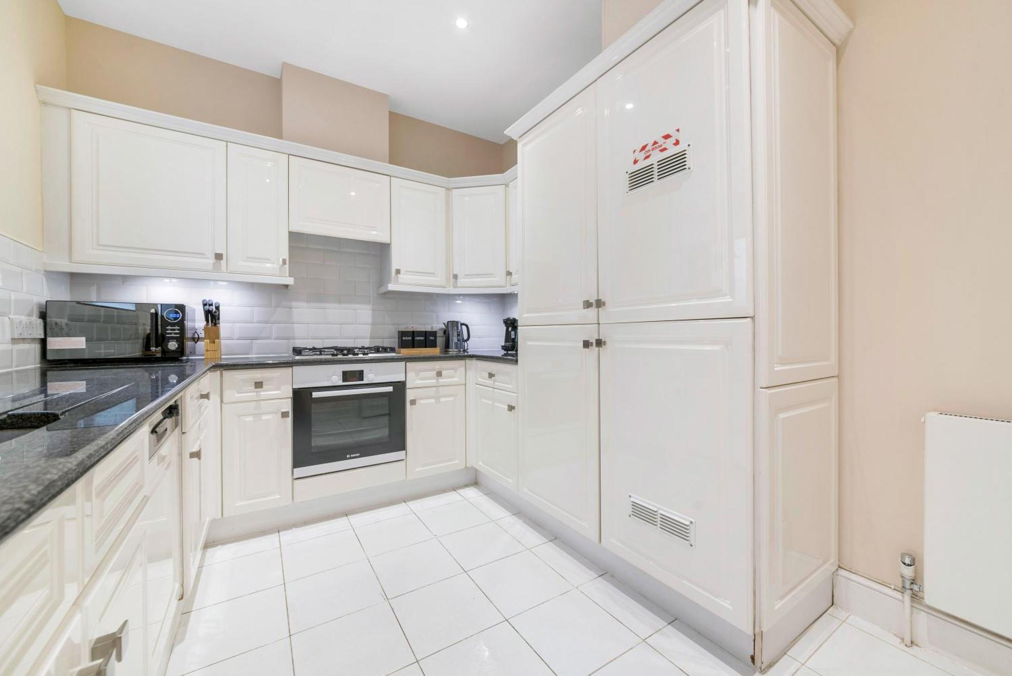 Spectacular 3 Bed In Berkeley Sq Mayfair ロンドン エクステリア 写真